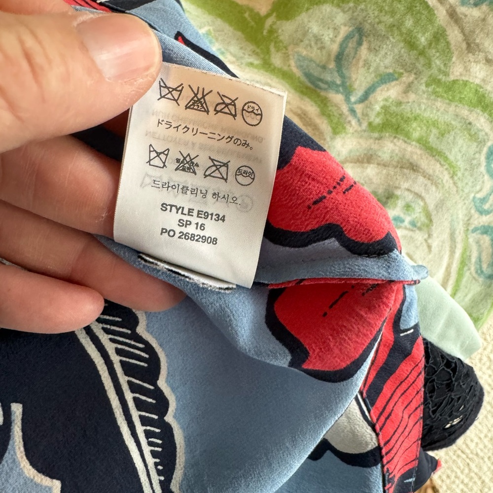 J. Crew Size 4 Button Front Silk Shell - image 5